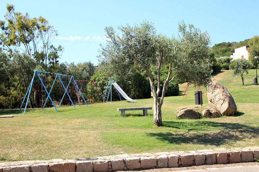 Residence Portolaconia Appartamenti Cannigione Buitenkant foto