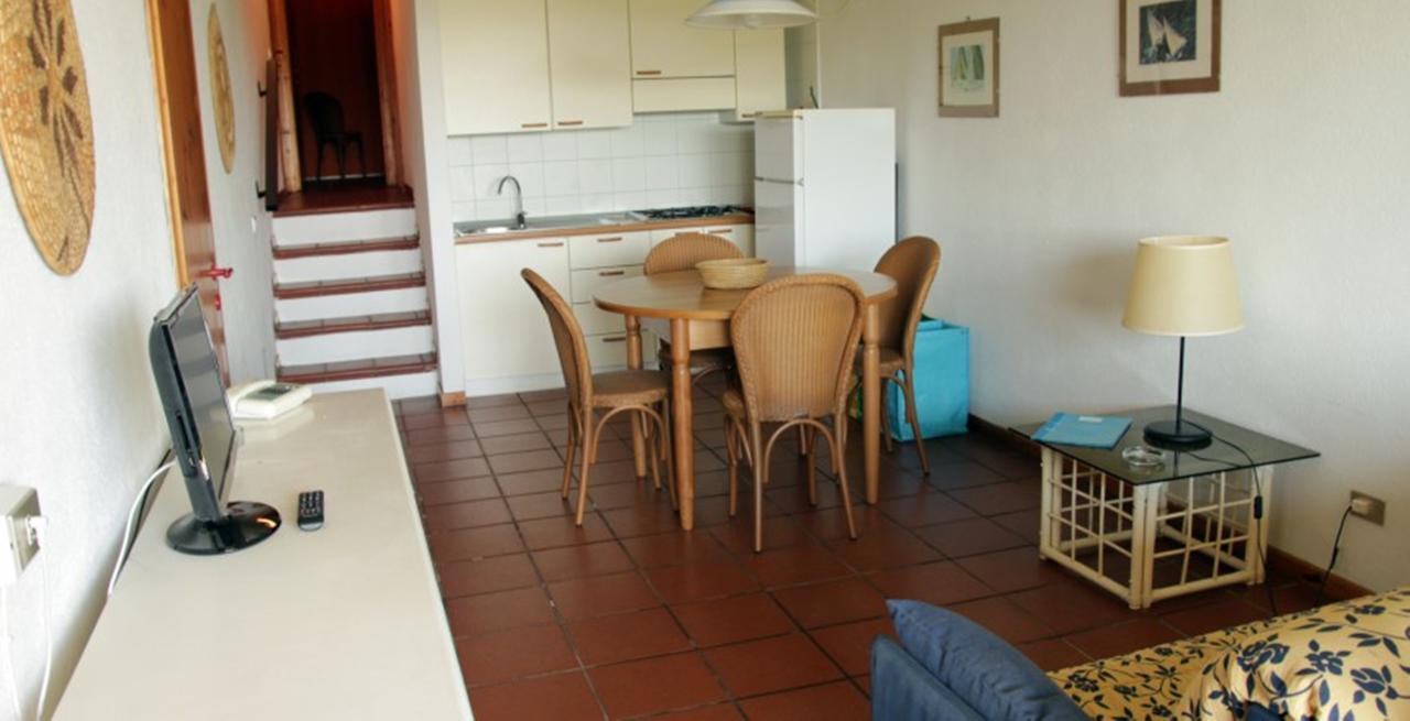 Residence Portolaconia Appartamenti Cannigione Kamer foto