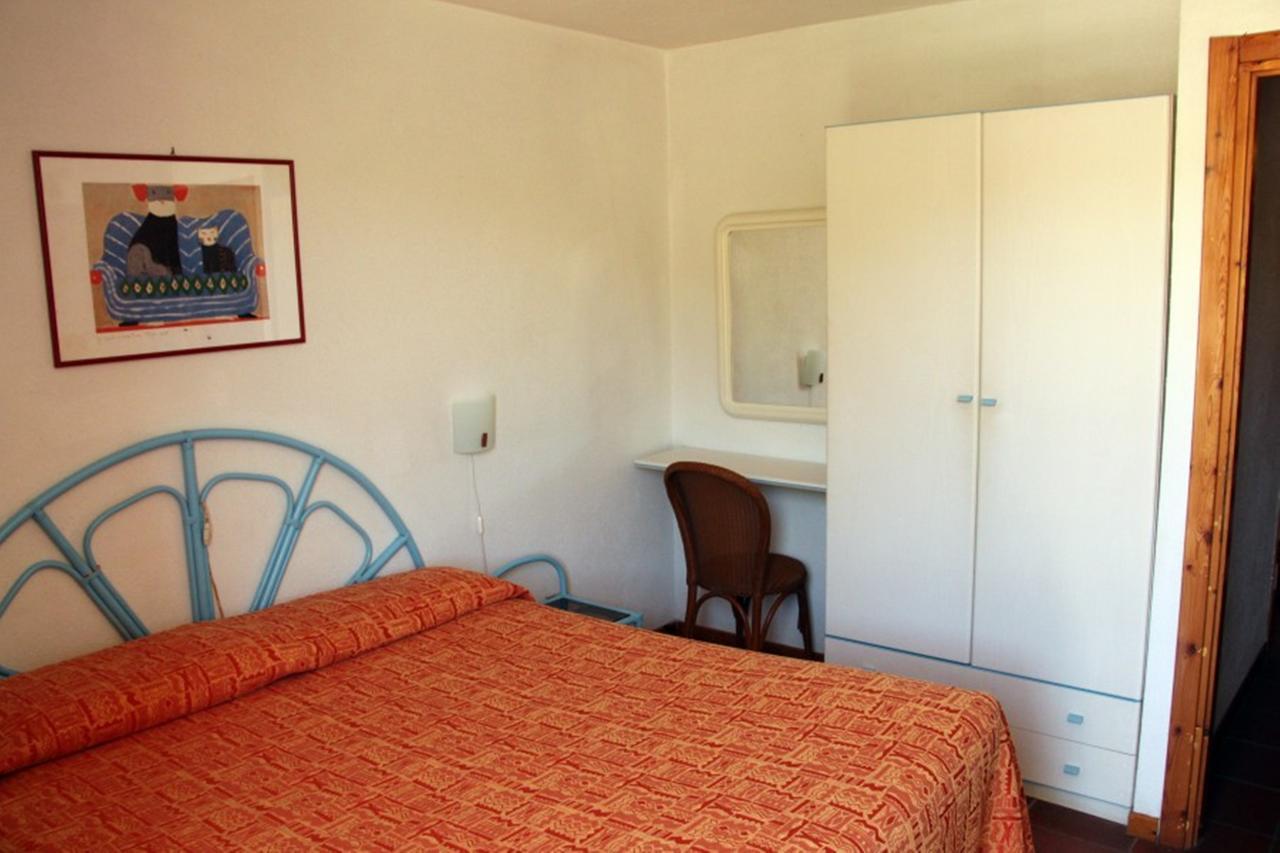 Residence Portolaconia Appartamenti Cannigione Buitenkant foto