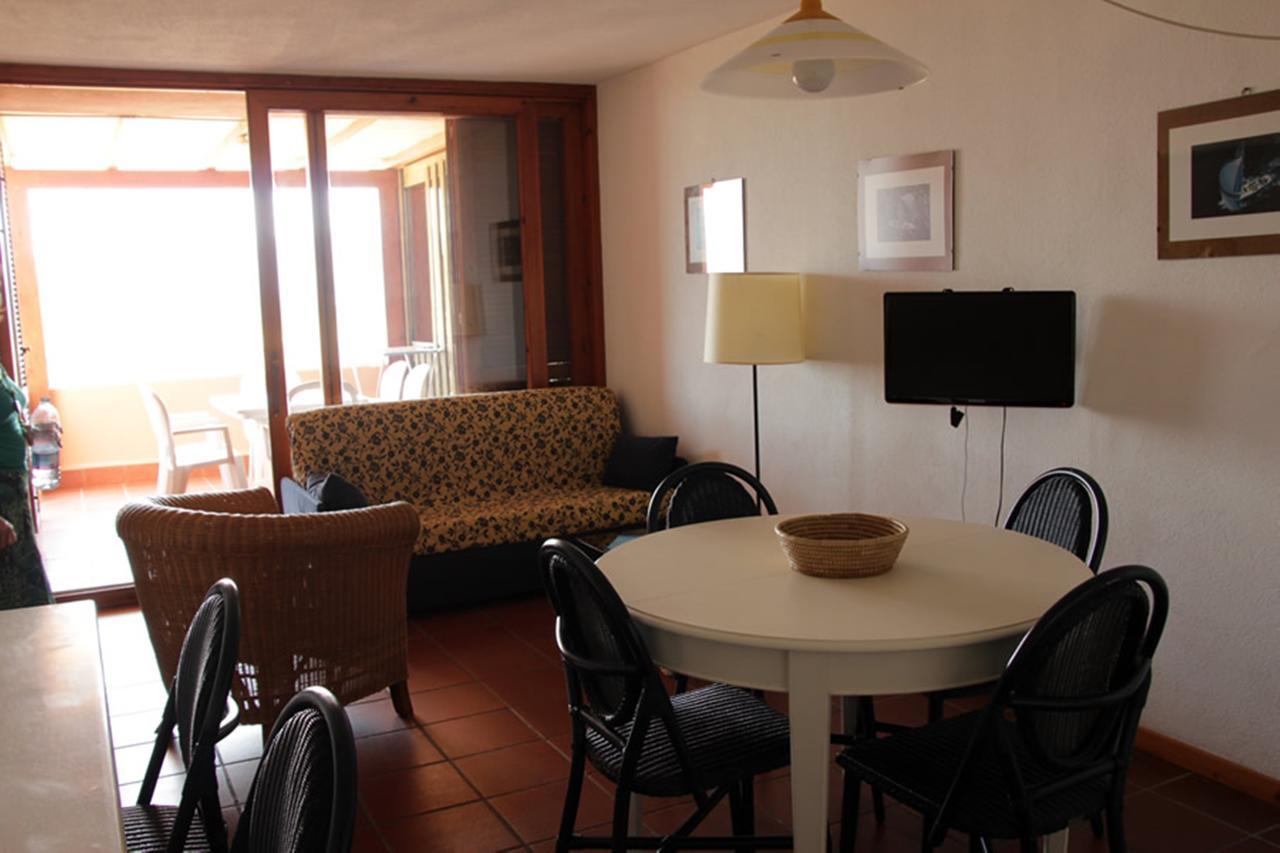 Residence Portolaconia Appartamenti Cannigione Kamer foto