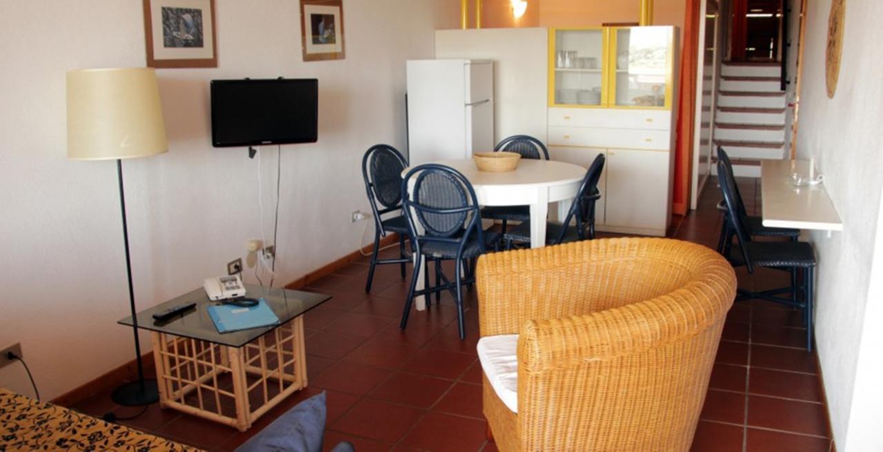 Residence Portolaconia Appartamenti Cannigione Kamer foto